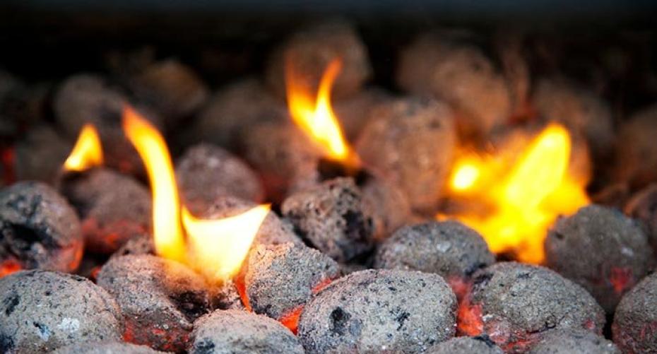 How To Choose The Fuel And Accessories Needed To Light The Charcoal BBQ