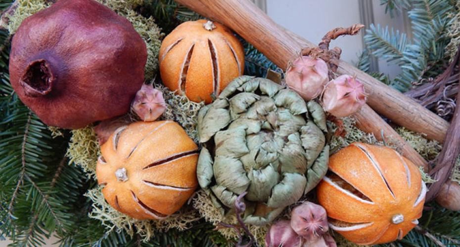 How To Use Fruit For Making Christmas Decorations