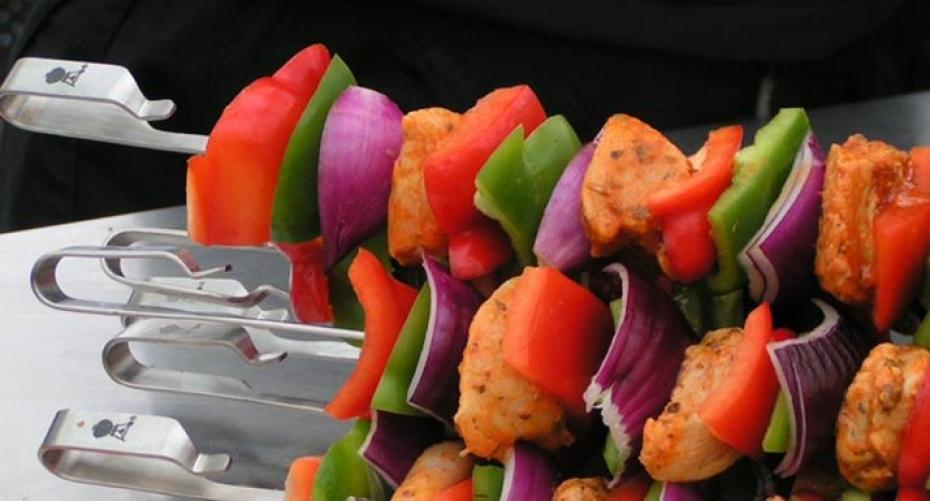 How To Cook Persian-Style Chicken Kebabs On A Weber BBQ
