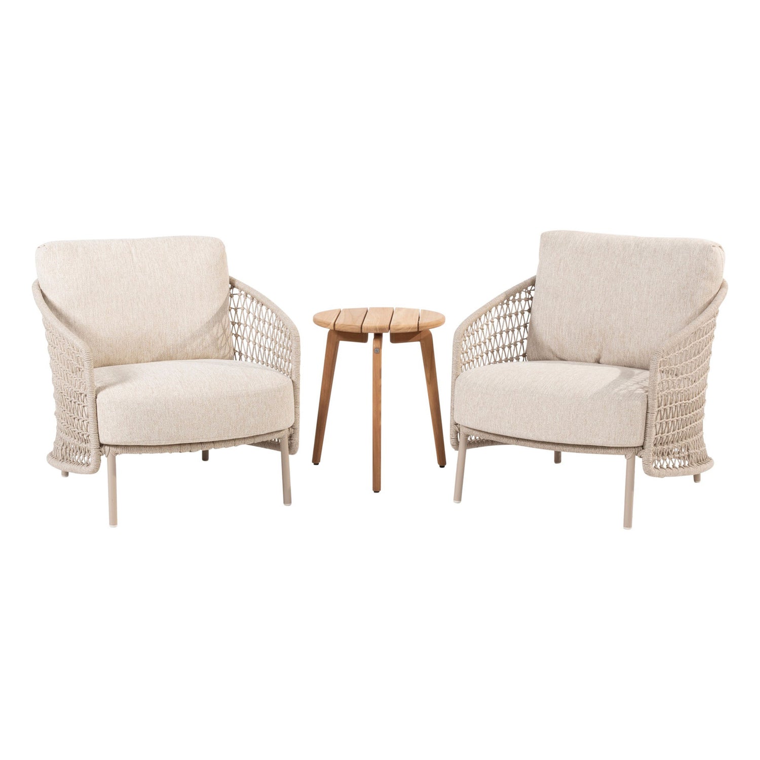 213936-213975_-Puccini-living-chairs-Latte-with-Zucca-side-table-01.jpg