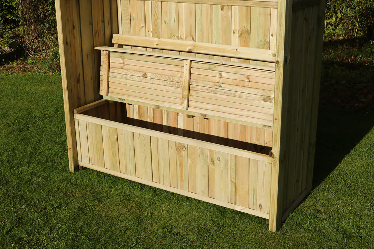 Hampshire-Arbour-with-Storage-Box-Detail-3 kirsty.jpg