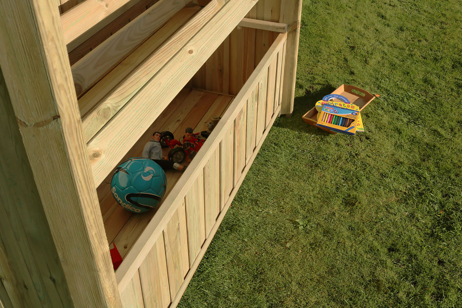 Hampshire-Arbour-with-Storage-Box-Detail-4 kirsty.jpg
